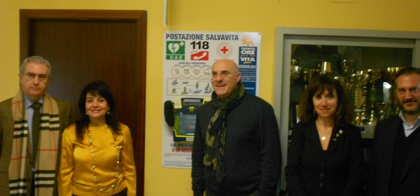 Il defibrillatore della scuola di via Pescara