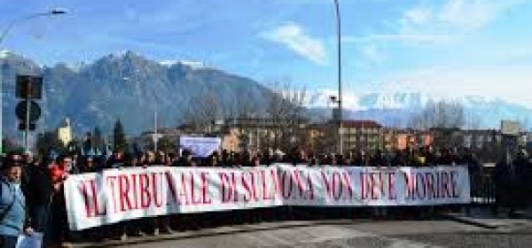 Manifestazione per tribunale Sulmona