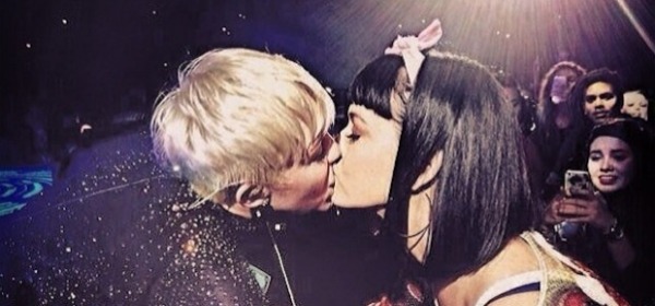 Miley Cyrus e Katy Perry