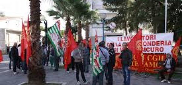 Foto di repertorio manifestazione VECO