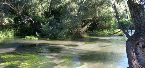 Il fiume Tirino nei pressi di Bussi