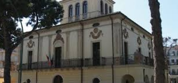 Municipio Pineto