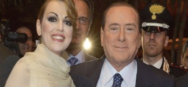 Francesca Pascale incinta e Silvio Berlusconi