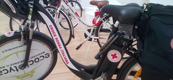 bici croce rossa-foto ansa