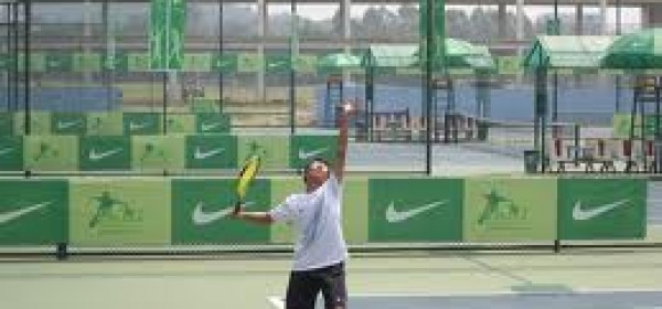 Nike junior tour