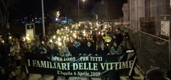 Fiaccolata in ricordo vittime sisma