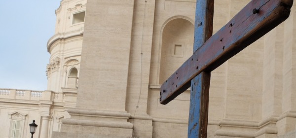 Papa Francesco e la Croce di Lampedusa