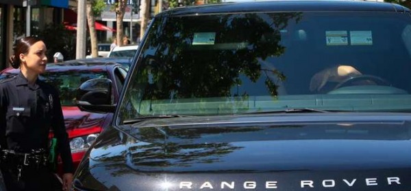 La famiglia Beckham in doppia fila blocca il traffico a Los Angeles: interviene la polizia(Lapresse)