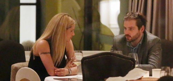 Michelle Hunziker a cena con marito e figlia