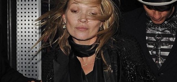 Foto da Facebook - Katherine Ann Moss ( Kate Moss )