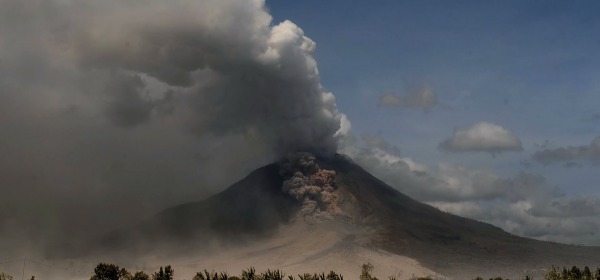 Eruzione vulcano Sinabung