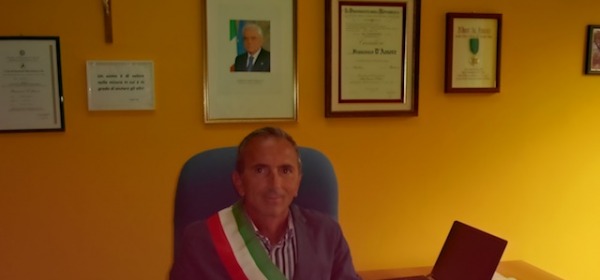Il sindaco di Fagnano Alto, Francesco D'Amore