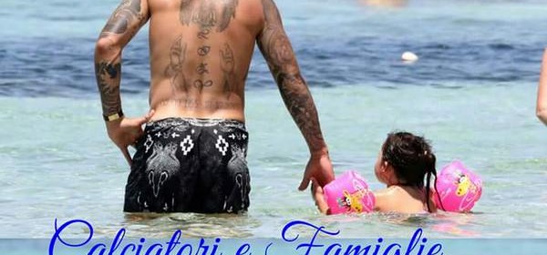 Radja Nainggolan in vacanza a Formentera con la famiglia su @OfficialRadja