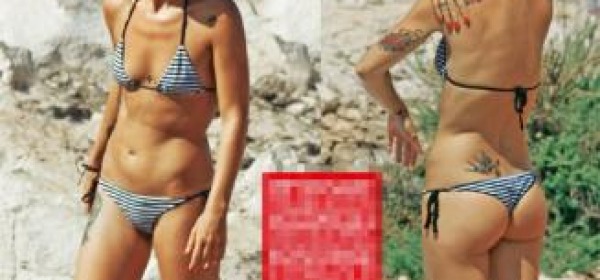 Alessandra Amoroso lato b bikini