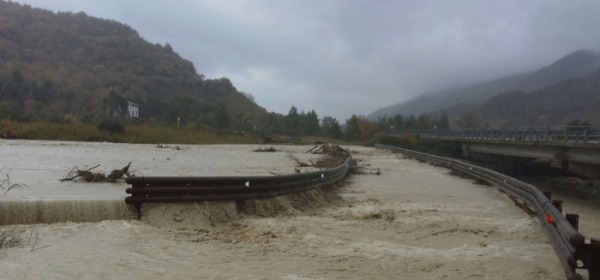Esondazione fiume Treste-foto ansa