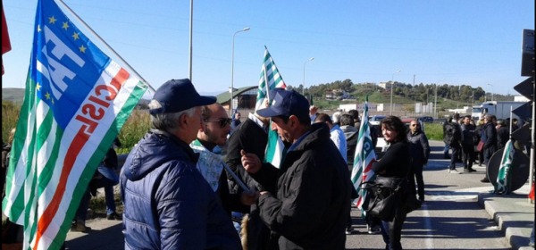 Lavoratori in rivolta in Calabria
