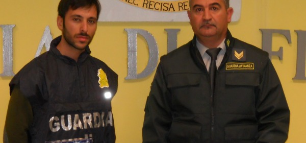 guardia finanza sequestro merce