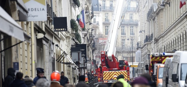 Parigi, a fuoco l'hotel Ritz