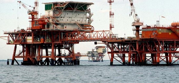 piattaforma petrolifera