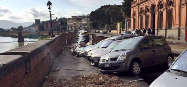 Firenze, voragine di 200 metri