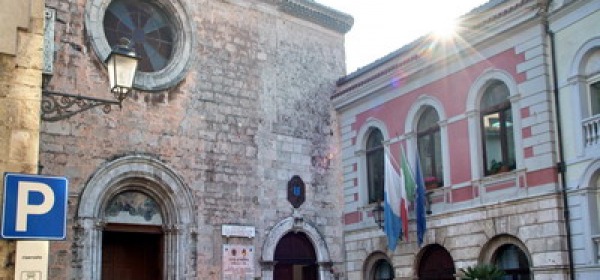 Palazzo del municipio di Isernia - palazzo San Francesco