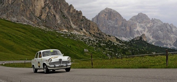 Alfa Giulietta TI del 61 - foto da facebook  Coppa d'Oro delle Dolomiti