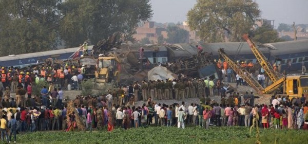 Disastro Ferroviario In India