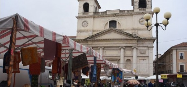 mercato Piazza Duomo
