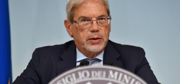 Il Ministro per la Coesione territoriale, Claudio De Vincenti