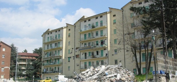 L'edificio di via XX Settembre 123 dopo il crollo