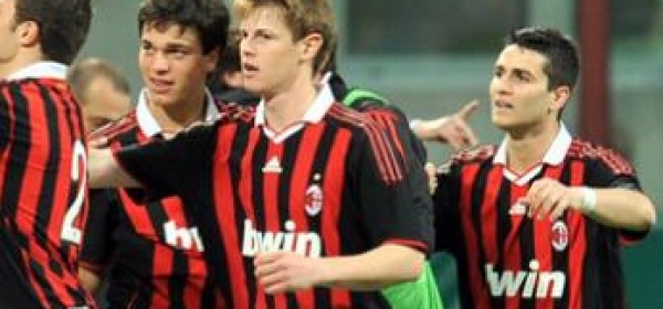 Il neoacquisto Novinic con la maglia del Milan