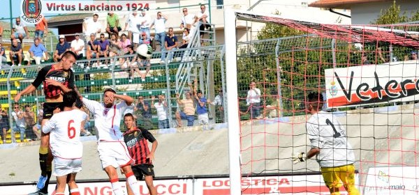 Il secondo gol di Pavoletti contro la Triestina