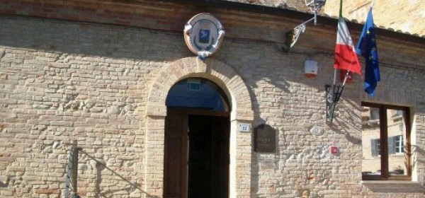 La sede del Comune di Tortoreto