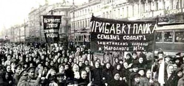 Manifestazione di donne S.Pietroburgo 8.03.1917