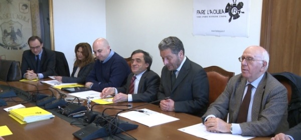 La conferenza stampa di presentazione di Fare L'Aquila