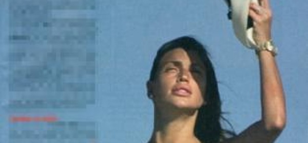 Claudia Galanti in topless