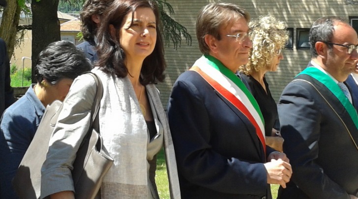 Laura Boldrini nella visita a L'Aquila - foto Barbara Bologna