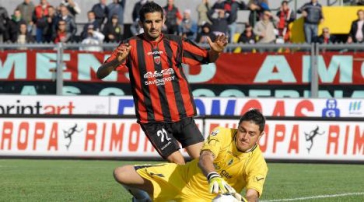 Emanuele Catania con la maglia della Nocerina