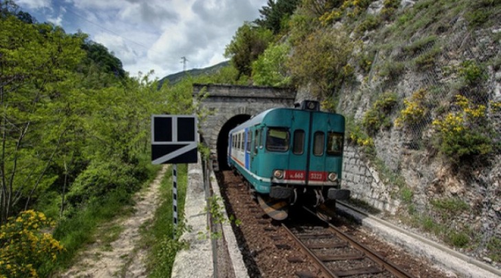 Ferrovia