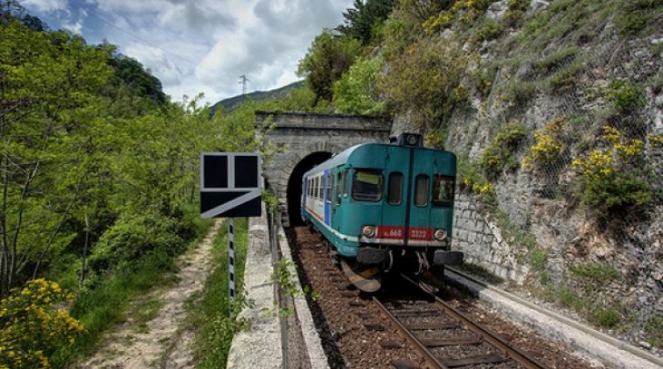 Ferrovia