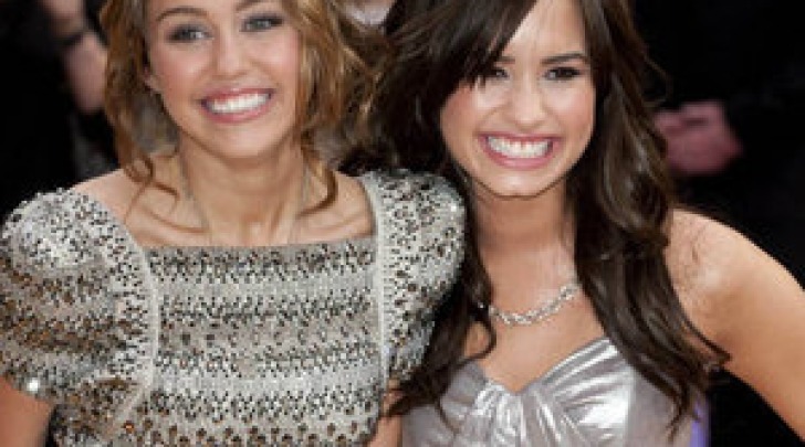 Selena Gomez e Miley Cyrus