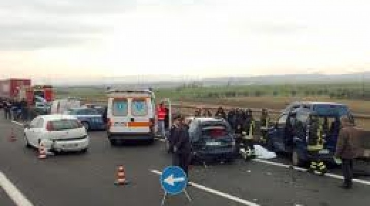 Tamponamento in autostrada