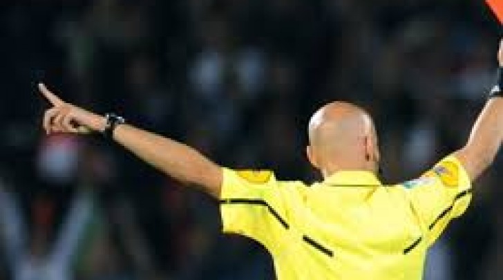 Arbitro calcio