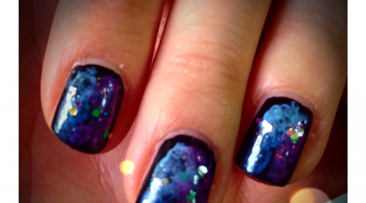 Nail art galaxy