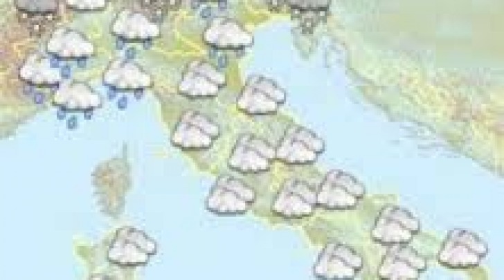 Il tempo, nuvoloso con piogge su Italia