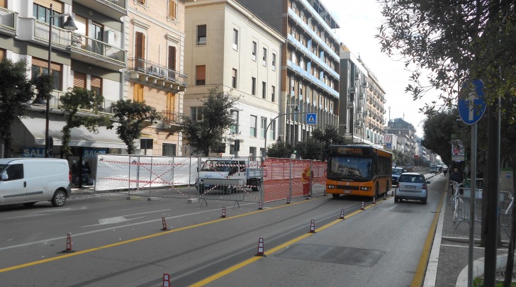 Corso Vittorio diviso a metà