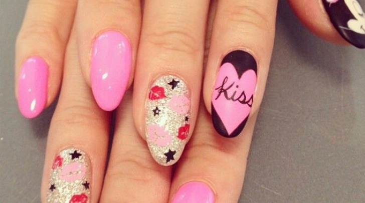 Nail art per San Valentino