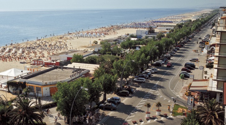 Il lungomare di Alba Adriatica