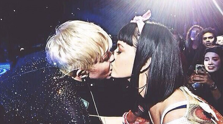 Miley Cyrus e Katy Perry