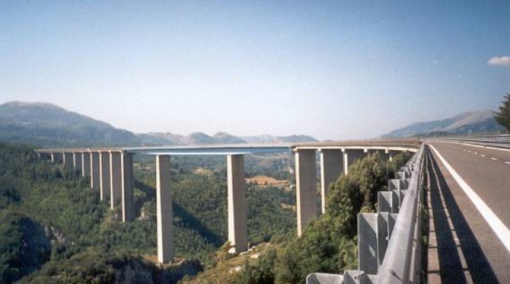 Ponte Pietrasecca